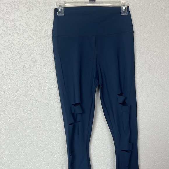 Alo Yoga Yoga Pant Legging Airlift Warrior Blue Navy Size Medium - Picture 3 of 8